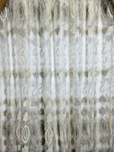 Perdea auriu-maro Mioara - CASABLANCA Perdea auriu-maro Mioara CasaBlanca 40.00 CASABLANCA CASABLANCA