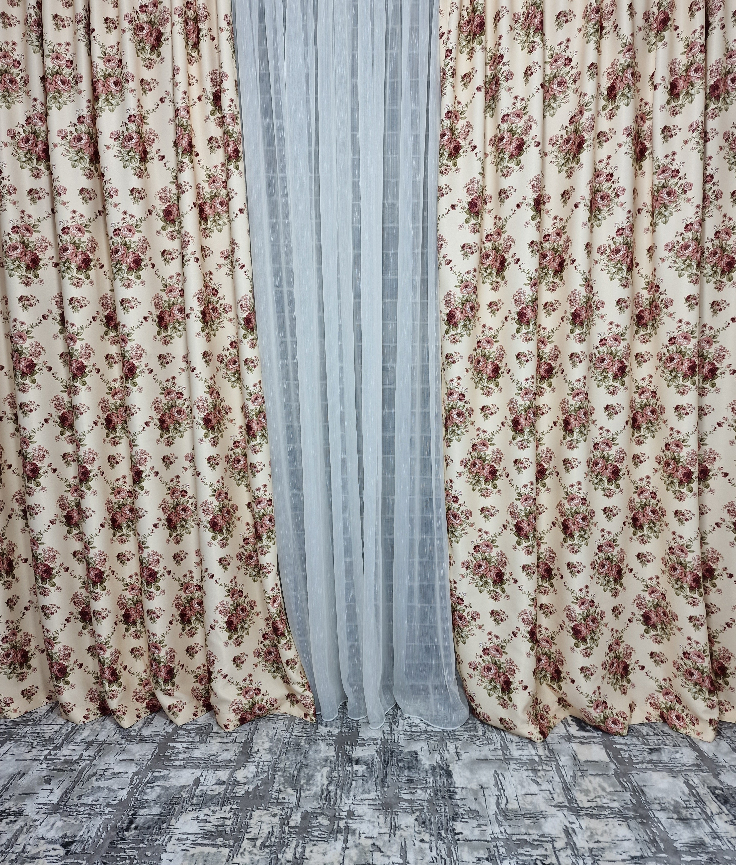 Draperie model floral Ozana - CASABLANCA Draperie model floral Ozana CASABLANCA 60.00 CASABLANCA CASABLANCA