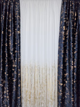 Set complet perdea si draperie, colectia Golden, varianta pe negru - CASABLANCA Set complet perdea si draperie, colectia Golden, varianta pe negru CASABLANCA 740.00 CASABLANCA CASABLANCA