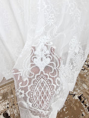 Perdea ivoire din material de borangic cu broderie - CASABLANCA Perdea ivoire din material de borangic cu broderie CASABLANCA 80.00 CASABLANCA CASABLANCA