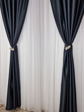 Set perdea si draperie Carlos - CASABLANCA Set perdea si draperie Carlos CasaBlanca 230.00 CASABLANCA CASABLANCA