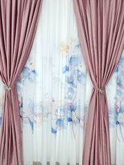Set Lila: Perdea din Matase cu Flori Lila si Draperie Catifea Lila Blackout 90% – Ideal pentru Living si Dormitor in Nuanțe Crem, Gri si Lila