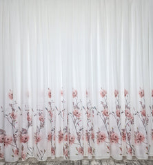 Ultimii 3.50metrii! Perdea Ramon Tip In cu Model Floral Roz – Material Plin ca Textura, Ideala pentru Living si Dormitor in Nuanțe Crem, Bej si Roz