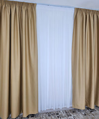 Draperie Tip Hotel Crem Auriu Blackout 98% – ideala pentru livinguri si dormitoare elegante cu canapele crem, bej, cappuccino sau gri deschis si accente aurii, mobilier alb sau lemn natur – confectionata pe comanda