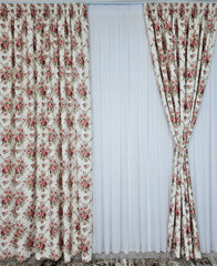 SuperPret*Draperie Florala Crem cu Trandafiri Roz si Accente Verde Olive – Ideala pentru Livinguri cu Mobilier Alb, Crem sau Lemn Natur, Confectionata pe Comanda