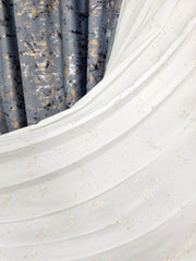 Perdea Lucia din matase cu insertii aurii