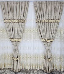 Perdea Nela, model floral cu bordura de catifea