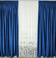Set Pasarele Bordo: perdea alba cu bordo cu draperie simpla albastra din catifea