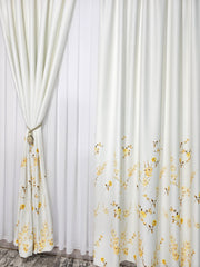 Set Venus: Recomandat pentru Camere in Nuante de Galben, Alb, Crem si Gri - Perdea Voal Premium Alb Imaculat si Draperie cu Flori Galbene pentru Living si Dormitor - Confectionat pe Comanda