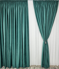 Draperie Catifea Verde Menta Blackout 90% – ideala pentru livinguri si dormitoare luminoase cu canapele crem, bej, gri deschis sau alb si mobilier lemn natur, alb sau auriu – confectionata pe comanda