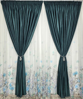 Set Emilia: perdea model floral combinatie gri cu albastru si draperie catifea verde