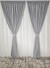 Set Jenifer: perdea ivoire din in cu frunze albe si draperie decorativa tip nisip gri