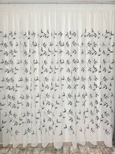 Perdea Deni alb cu negru material plin ca textura tip in