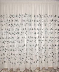 Perdea Esmeralda alb cu verde din material plin ca textura tip in