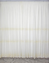 Perdea Melina crem cu broderie sparta din material plin ca textura tip in