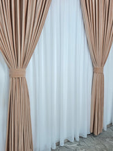 Draperie din catifea crem roze