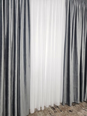 Draperie Catifea Gri Deschis Blackout 90% pentru Living si Dormitor cu Mobilier Gri si Alb, Confectionata la Comanda Casablanca Magazin