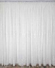 Perdea alba material plin ca textura, din in cu flori albe model Vendolin