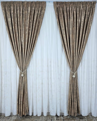 Set Elysia:Ideal pentru Livinguri si Dormitoare in Nuante de Auriu, Crem, Bej, Alb sau Gri - Perdea Alba din Matase cu Insertii Aurii si Draperie Decorativa Aurie - Confectionat pe Comanda