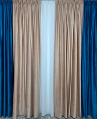 Draperie Catifea Bicolor Roz Pal cu Turcoaz Blackout 70-90% pentru Living si Dormitor cu Mobilier Crem si Lemn Natur, Confectionata la Comanda Casablanca Magazin