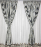 COLECTIA MILANO: perdea alba cu sidef si draperie catifea gri cu insertii aurii