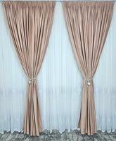 Colectia Lumina varianta pe alb : perdea bamboo cu broderie alba si draperie catifea crem roz