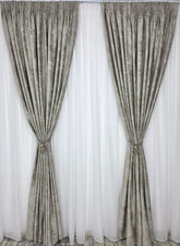 Draperie Santorini din Catifea Grej tip vopsea pensulata si insertii aurii