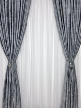 Draperie Santorini din Catifea Gri Inchis tip vopsea pensulata si insertii aurii