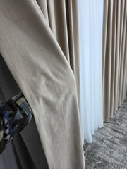 Draperie Amsterdam Catifea Crem Tip Velura – Ideala pentru Livinguri Luminoase cu Canapele Crem, Mobilier Bej sau Lemn Natur – Confectionata pe Comanda