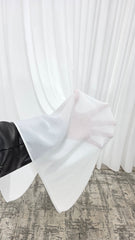 Perdea Gloria Alba din Matase Nesifonabila – Ideala pentru Livinguri Luminoase cu Canapele Crem, Mobilier Alb sau Lemn Natur – Confectionata pe Comanda