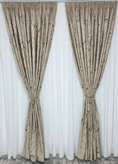 Draperie Amazon din catifea capucino cu insertii aurii