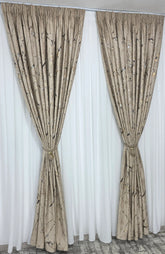 Draperie Amazon din catifea capucino cu insertii aurii