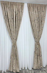 Draperie Amazon din catifea capucino cu insertii aurii