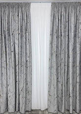 Draperie Amazon din catifea gri deschis cu insertii aurii