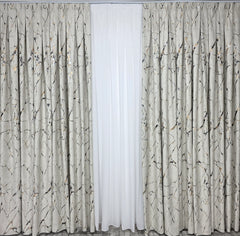 Draperie Amazon din catifea crem deschis cu insertii aurii