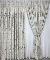 Draperie Amazon Crem Deschis cu Insertii Aurii - Recomandata pentru Camere in Nuante de Alb, Bej, Crem si Gri cu Accente Aurii - Confectionata pe Comanda