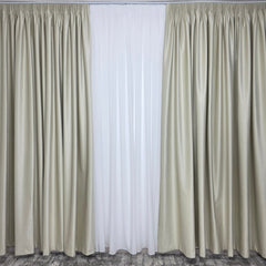 Set Premium: Perdea Premium din Matase Alba, Catifelata si cu Cadere Grea, si Draperie Crem Deschis din Catifea Blackout Total 100%, Nu Permite Trecerea Luminii prin Material – Potrivit cu Pat sau Canapea Crem, Bej ori Gri – Confectionat pe Comanda