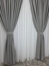 Draperie simpla gri deschis blackout Ideala pentru dormitoare si livinguri moderne in culori albe, gri si crem