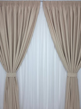 Draperie simpla crem-bej cu reflexii roz blackout 80% varianta 113