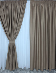 Ideala pentru living si dormitor cu pat sau canapea crem, bej ori cappuccino, pereti albi - Draperie Simpla Cappuccino Blackout 80% Varianta 110 - confectionata pe comanda