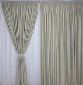 Set Dan: Perdea Alba Simpla Moale Jorjet si Draperie Simpla Catifea Bej Deschis-Ivory Blackout 70%