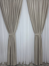 Draperie Simpla Catifea Grej Roze Blackout – Ideala pentru Livinguri Elegante cu Canapele Crem, Mobilier Bej sau Lemn Natur si Accente Roz Pudrat