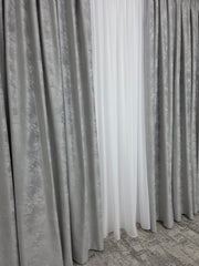 Set Ada: Perdea Voal Premium Jorjet și Draperie Catifea Gri cu Paiete Aurii Blackout 90% – Ideal pentru Living și Dormitor în Nuanțe Crem, Gri și Auriu