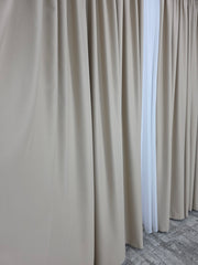 Draperie simpla crem varianta 203 blackout- perfecta pentru living si dormitoare in tonuri de crem,alb,gri
