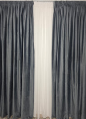 STOC LIMITAT*Draperie Catifea Gri Inchis Blackout 90% – ideala pentru livinguri si dormitoare moderne cu accente de alb, gri sau negru