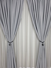 Set Ankara – Perdea Simpla Jorjet Gri si Draperie Simpla Gri Deschis – ideal pentru livinguri cu canapele gri si mobilier alb, negru – confectionat pe comanda