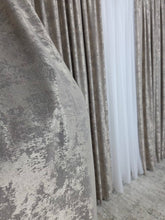 Set Monalisa Colectia Decortiva Grej: perdea premium voal alb simpla si draperie tip vopsea decorativa crem gri grej-Ideal pentru livinguri si dormitoare moderne-Confectionata pe comanda Casablanca Magazin