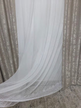Perdea Daria bamboo Alba cu broderie Sparta- Material transparent cu bordura jos-Ideala pentru livinguri si dormitoare luminoasse-Cofectionata pe comanda Casablanca magazin