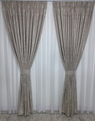 Set Daria:pentru dormitor sau living unde se doreste multa lumina: perdea simpla cu bordura jos si draperie crem bej tip - Confectionat pe Comanda (Copy)