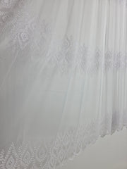 Perdea Evin Scurta din Bamboo Alba cu Broderie – Material Transparent cu Textura Plina – Ideala pentru Bucatarii si Ferestre de pana la 1,80 m – Confectionata pe Comanda Casablanca Magazin